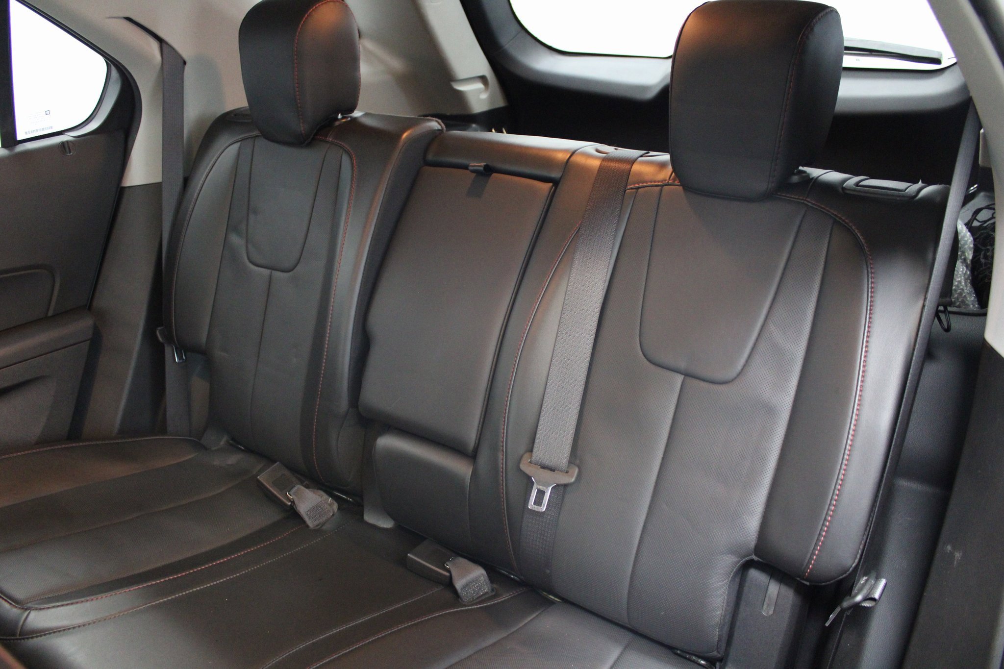 Used 2016 Chevrolet Equinox LTZ w/ Enhanced Convenience Package image 21