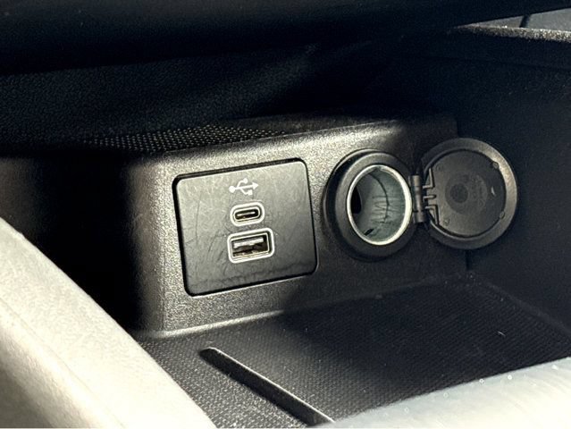 Used 2025 Ford Escape ST-Line FWD image 17