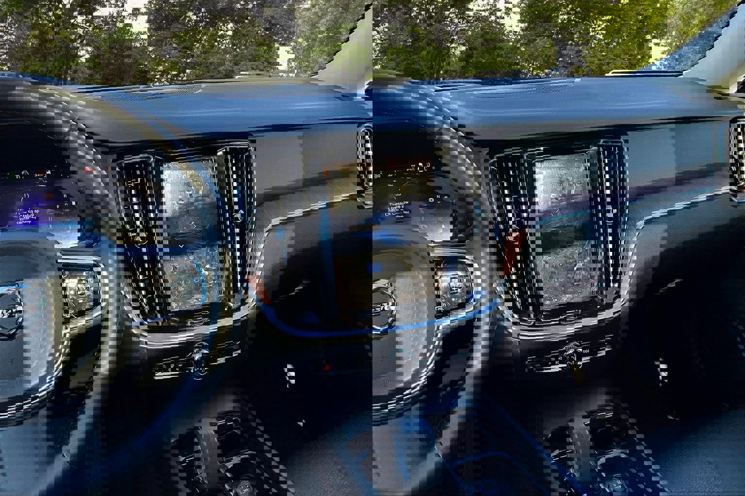 Used 2024 Volvo S60 B5 Plus image 9