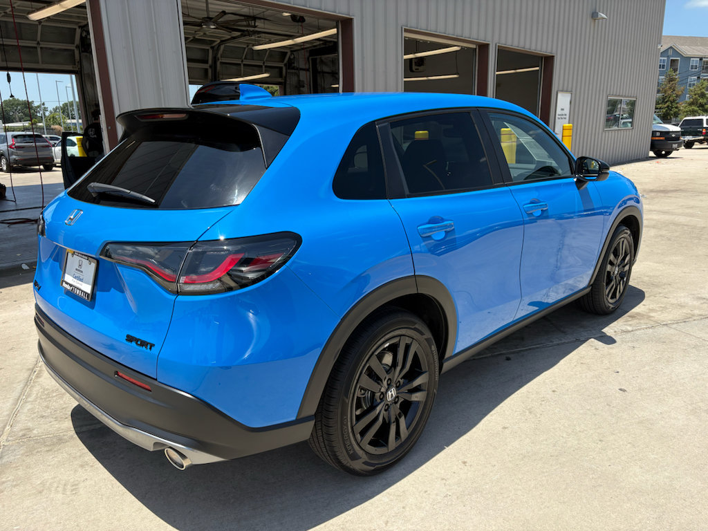 Certified 2026 Honda HR-V Sport image 8