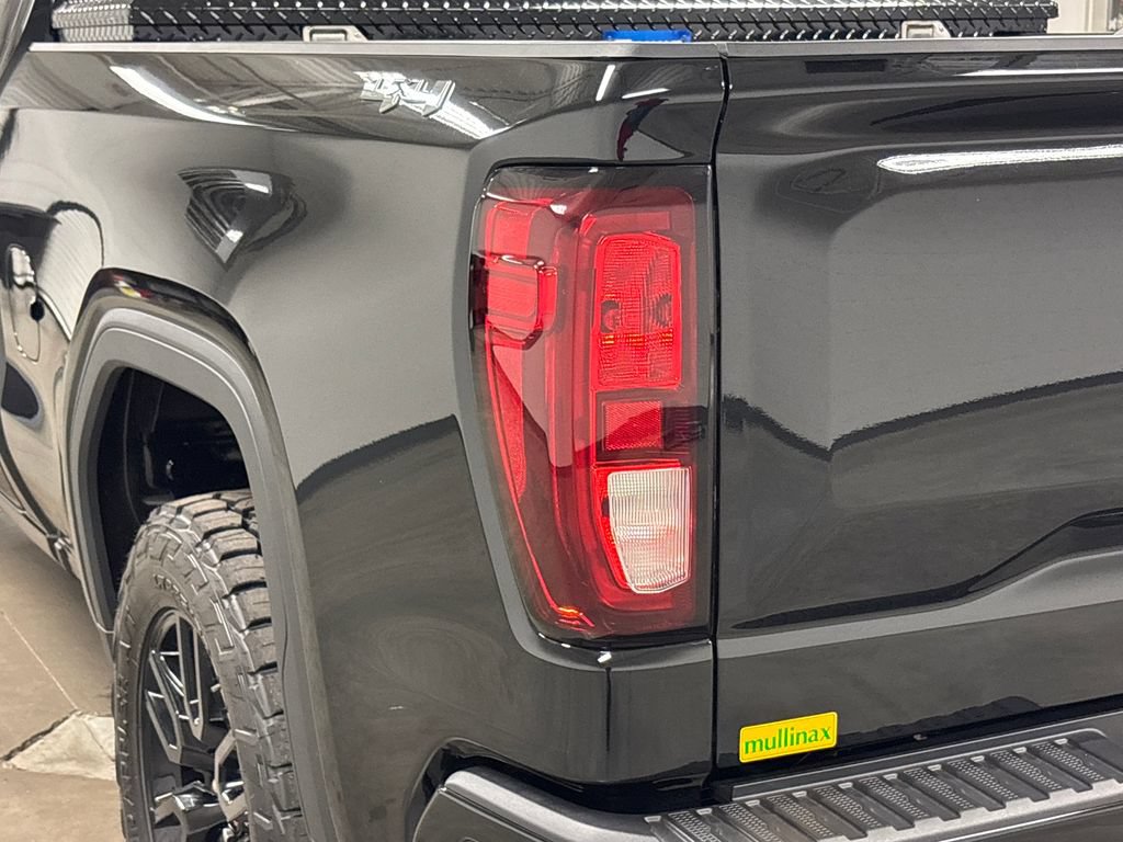 New 2026 GMC Sierra 1500 Elevation AWD/4WD image 15