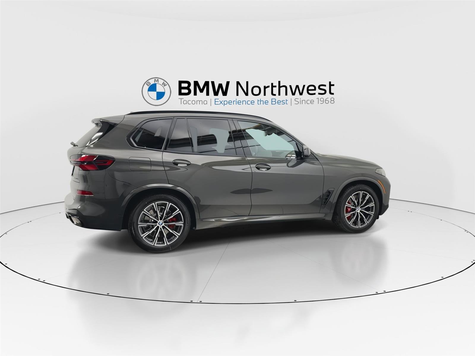 New 2026 BMW X5 xDrive50e w/ Executive Package AWD/4WD image 4