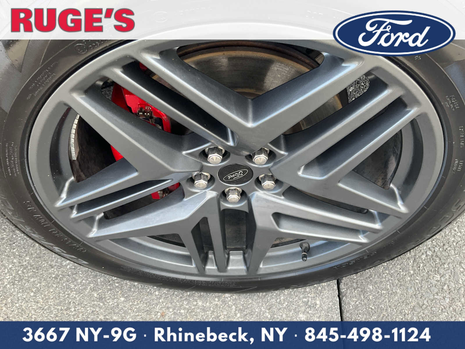 Used 2025 Ford Explorer ST image 10