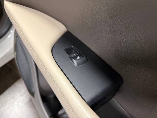 Used 2023 Lincoln Nautilus Reserve w/ Equipment Group 201A image 28