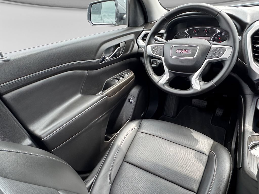 Used 2023 GMC Acadia SLT w/ Trailering Package AWD/4WD image 23