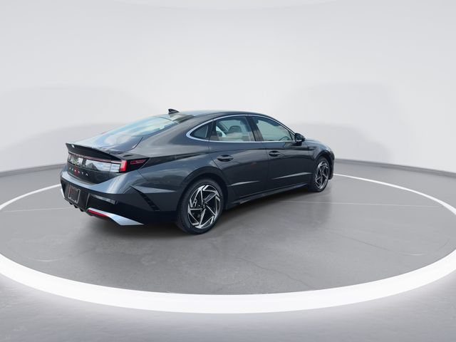 New 2026 Hyundai Sonata SEL FWD image 8