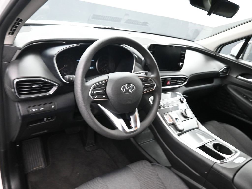 Used 2023 Hyundai Santa Fe SE image 18