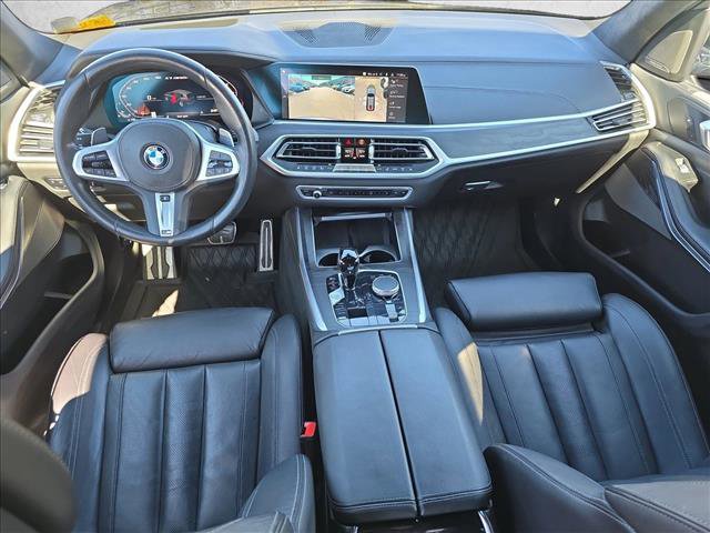 Used 2021 BMW X7 M50i w/ Cold Weather Package AWD/4WD image 9