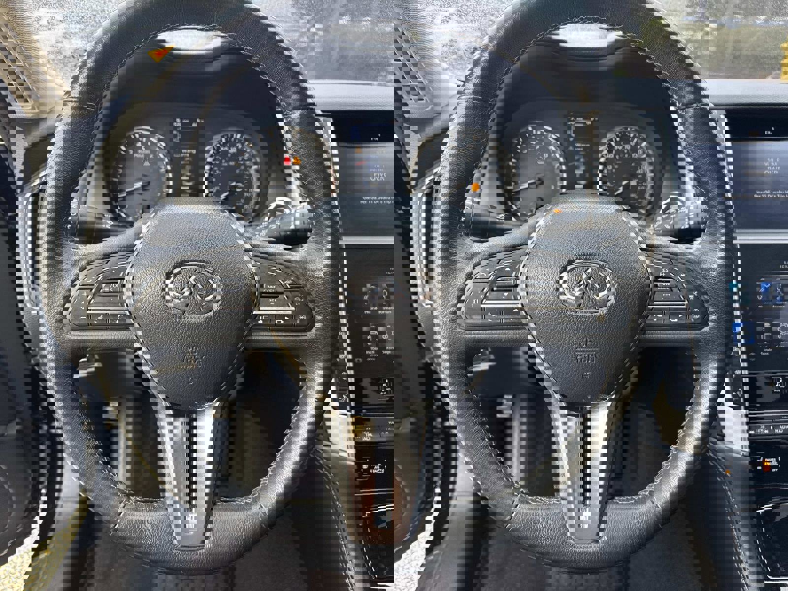 Used 2022 INFINITI Q50 Luxe w/ Cargo Package image 26