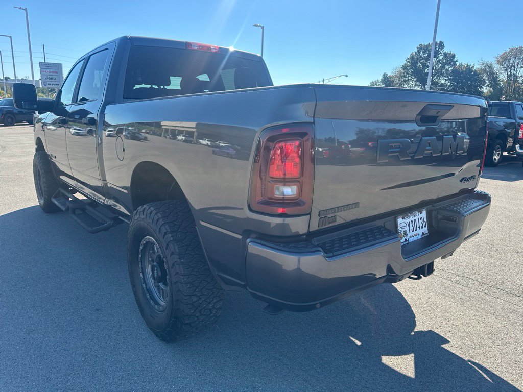 Used 2025 RAM 2500 Big Horn AWD/4WD image 7