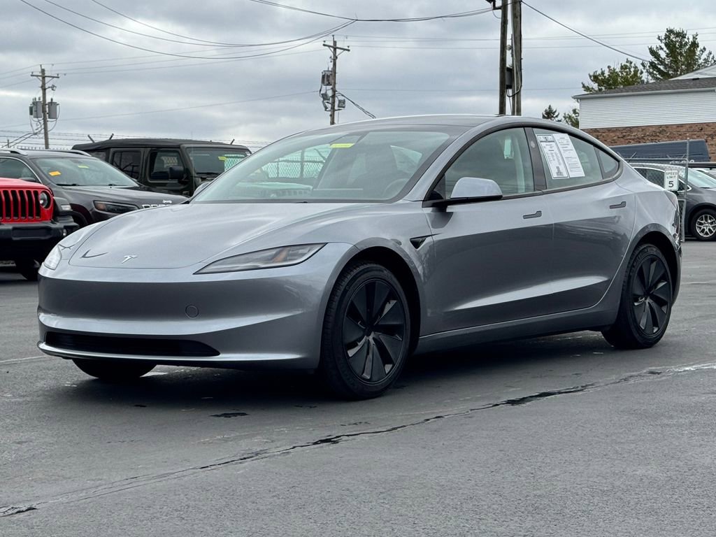 Used 2025 Tesla Model 3 Long Range image 3