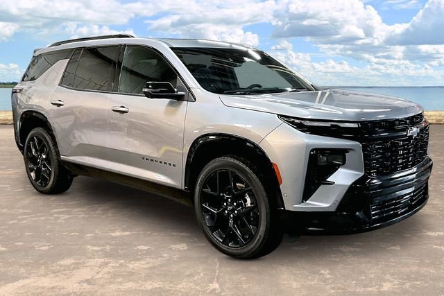 Used 2024 Chevrolet Traverse RS w/ LPO, Floor Liner Package