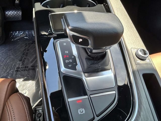 Used 2023 Audi A4 2.0T Premium w/ Convenience Package AWD/4WD image 19