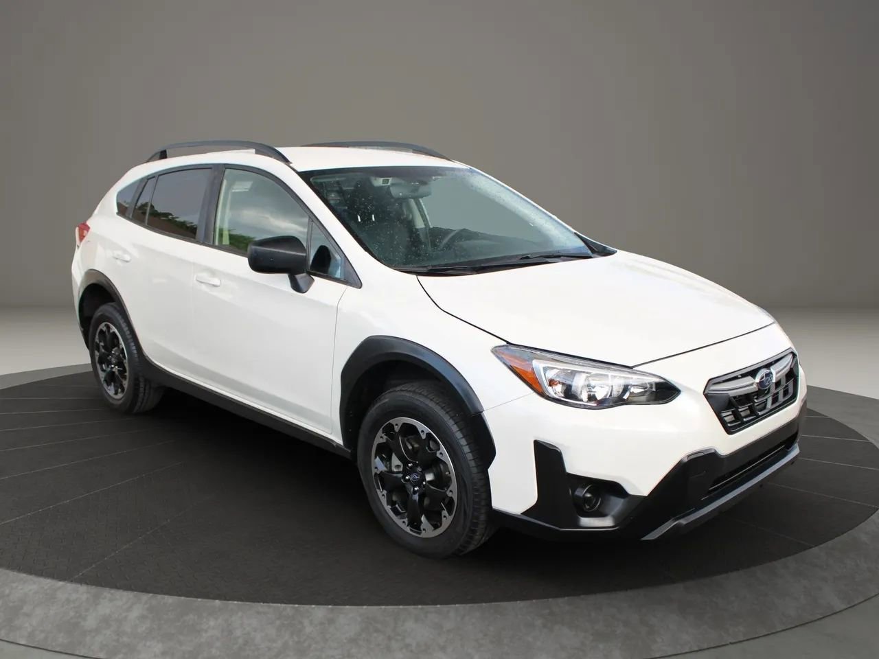 Used 2023 Subaru Crosstrek 2.0i image 3