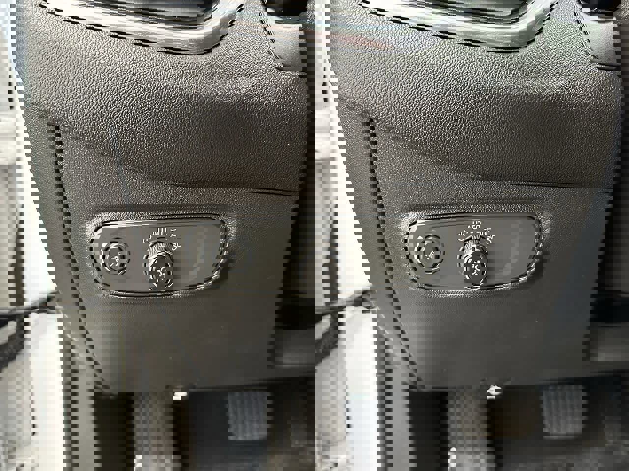 Used 2023 Chevrolet Equinox LT w/ LPO, Floor Liner Package image 15