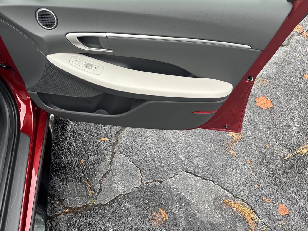 New 2026 Hyundai Sonata SEL FWD image 14