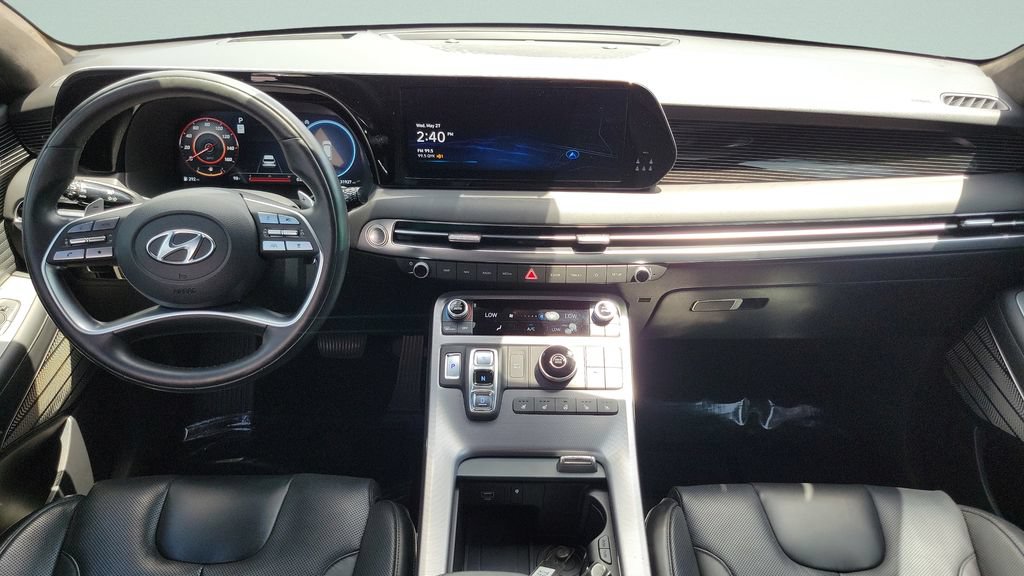Certified 2023 Hyundai Palisade Calligraphy FWD image 11