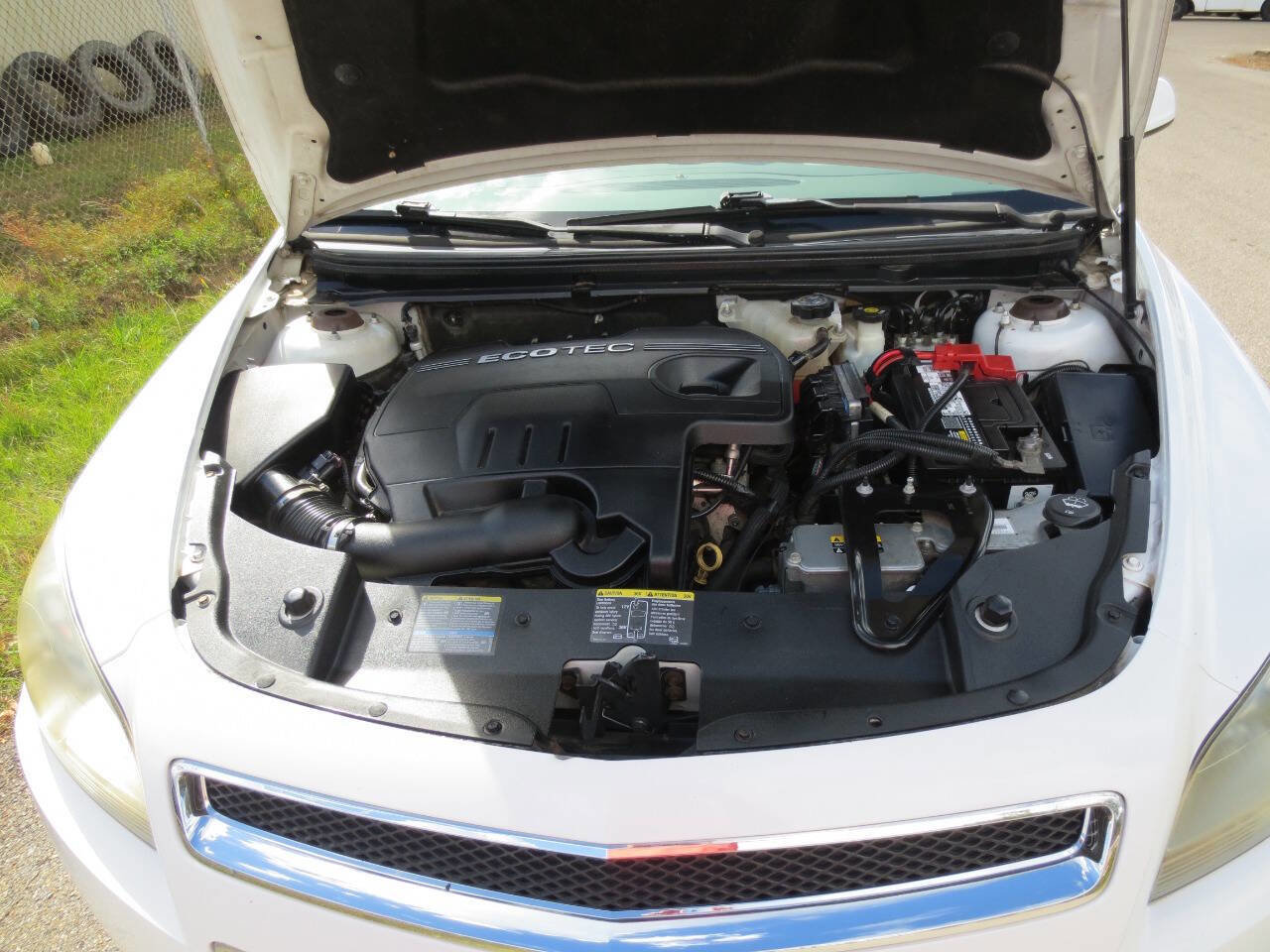 Used 2010 Chevrolet Malibu Hybrid image 4