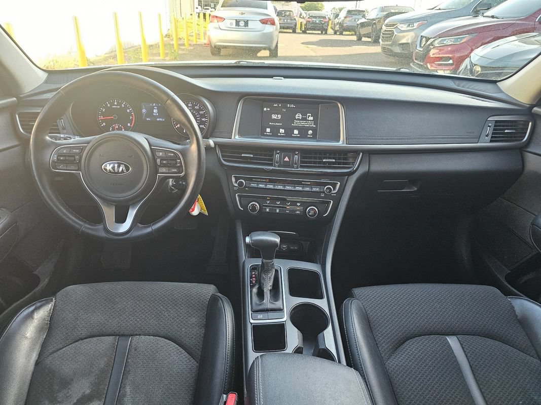 Used 2018 Kia Optima S FWD image 22