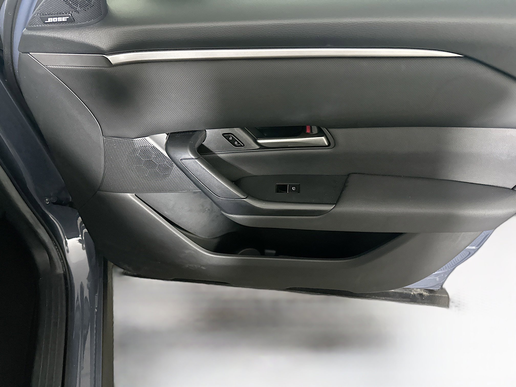 Used 2025 MAZDA CX-50 AWD 2.5 S w/ Premium Package image 32