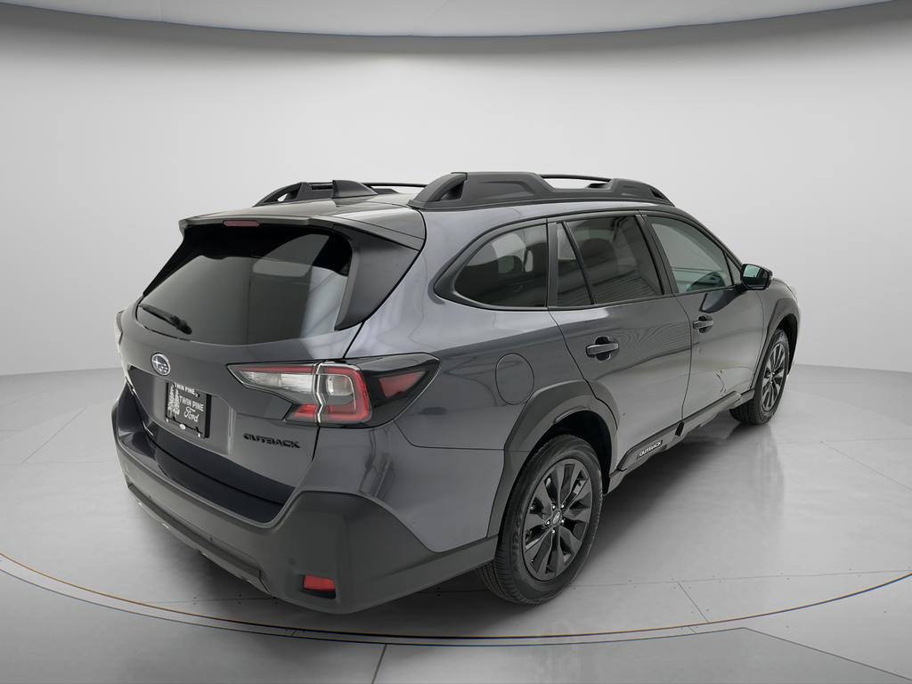 Used 2025 Subaru Outback Onyx Edition AWD/4WD image 4