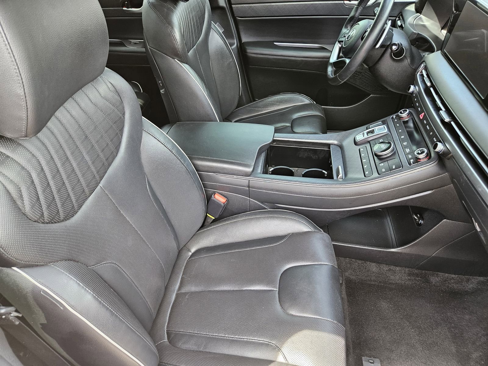 Used 2024 Hyundai Palisade Limited image 16