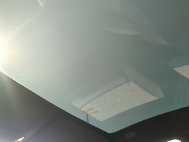 Used 2021 Tesla Model S Plaid image 30