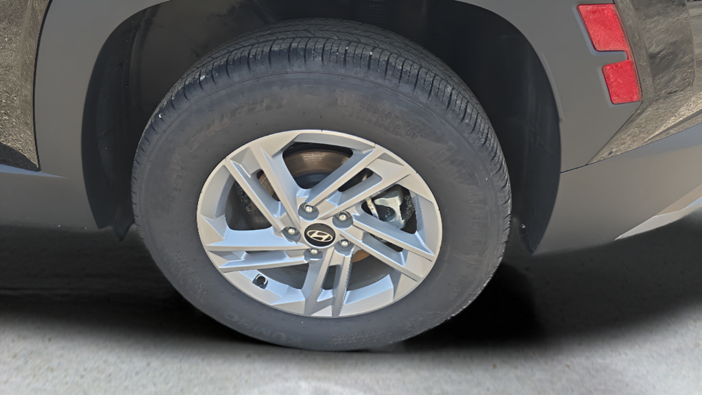Used 2026 Hyundai Tucson SE AWD/4WD image 32