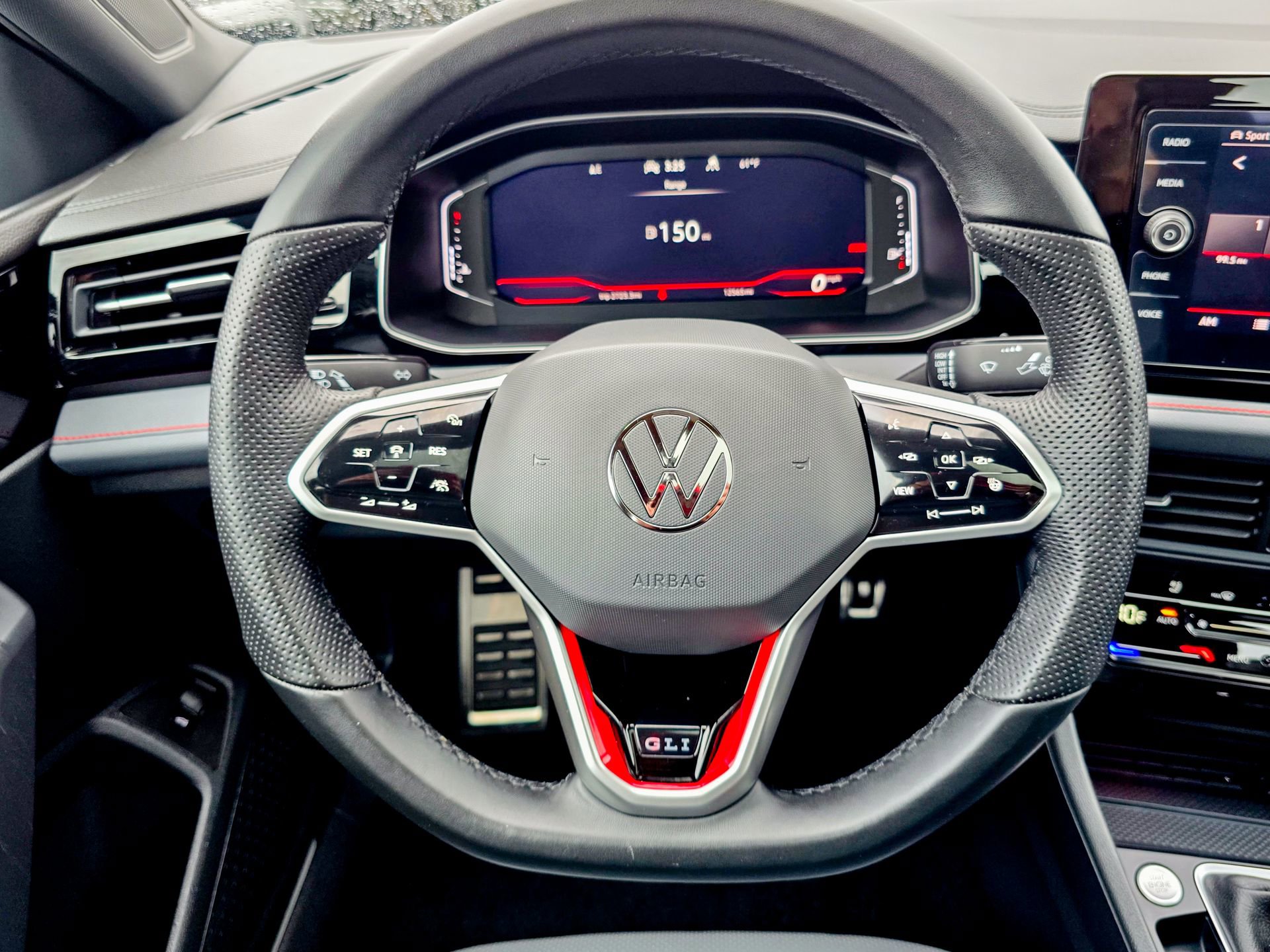 Used 2025 Volkswagen Jetta GLI Autobahn FWD image 31