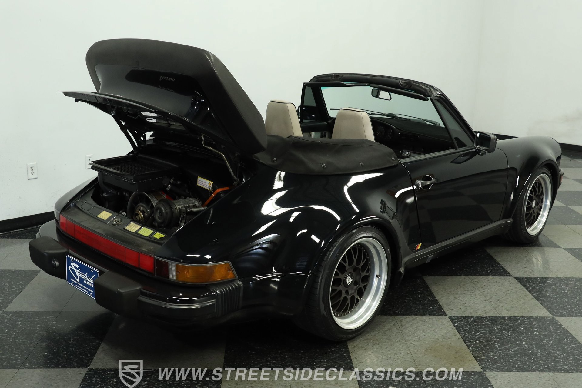 Used 1988 Porsche 911 Carrera RWD image 29