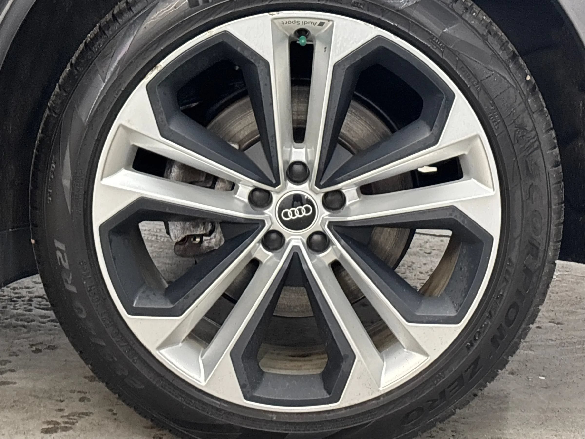 Used 2021 Audi Q7 3.0T Prestige w/ Prestige Package AWD/4WD image 30