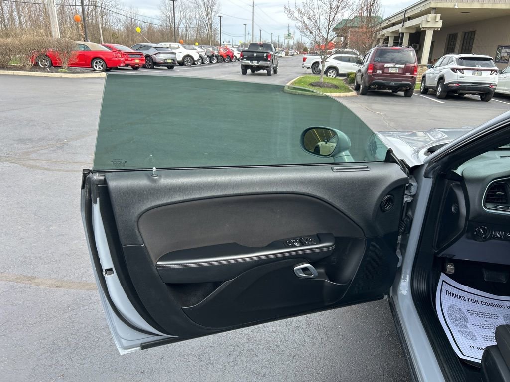 Used 2022 Dodge Challenger SXT w/ Blacktop Package image 11