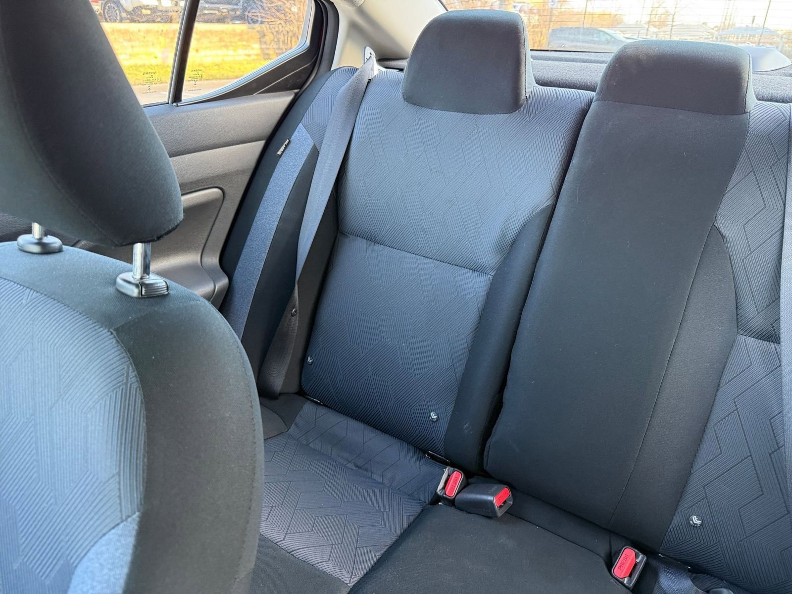 Used 2025 Nissan Versa SV image 39