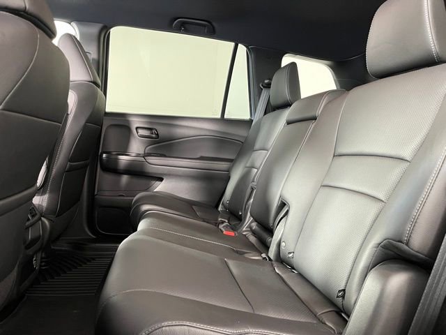 Used 2023 Honda Passport EX-L image 37