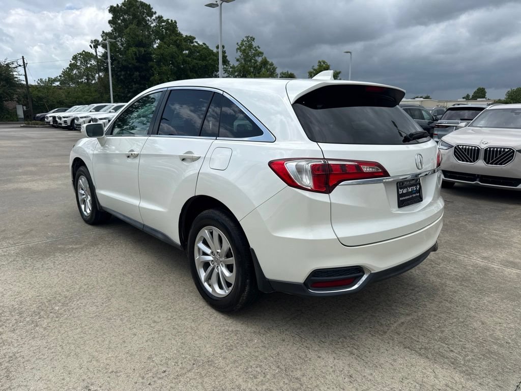 Used 2017 Acura RDX w/ Technology Package FWD image 3