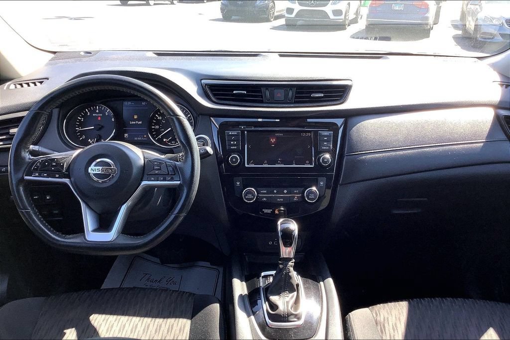 Used 2020 Nissan Rogue SV AWD/4WD image 15