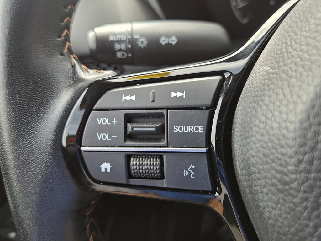 Certified 2025 Honda HR-V Sport image 23