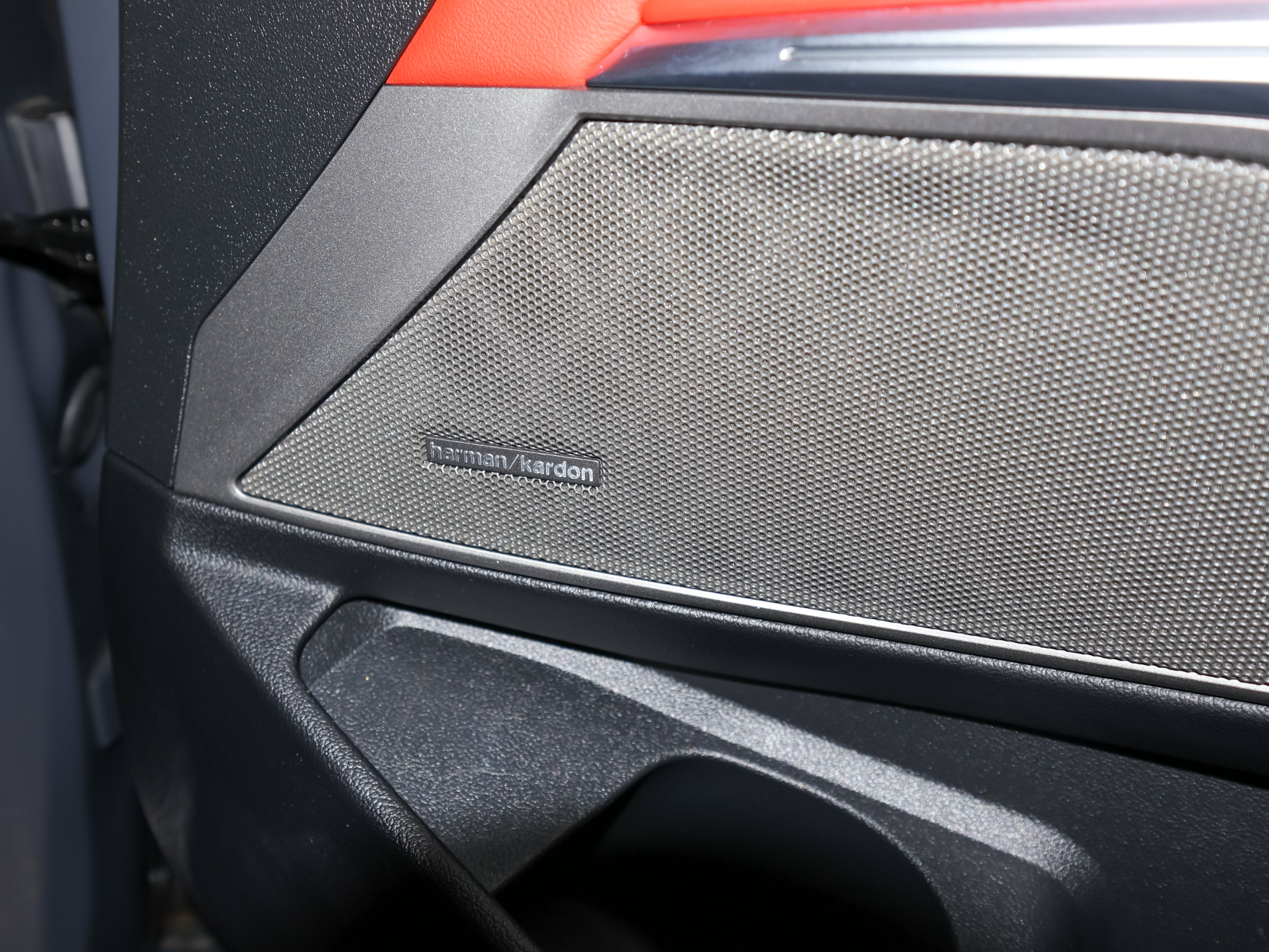 Used 2023 BMW M3 Competition w/ M Carbon Exterior Package AWD/4WD image 57