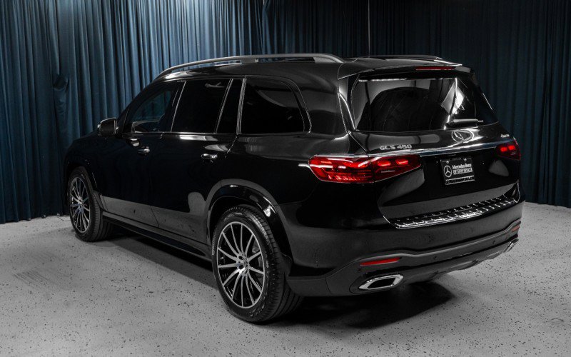 New 2026 Mercedes-Benz GLS 450 4MATIC image 10