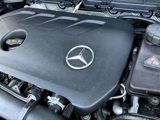 Certified 2024 Mercedes-Benz GLB 250 4MATIC image 33