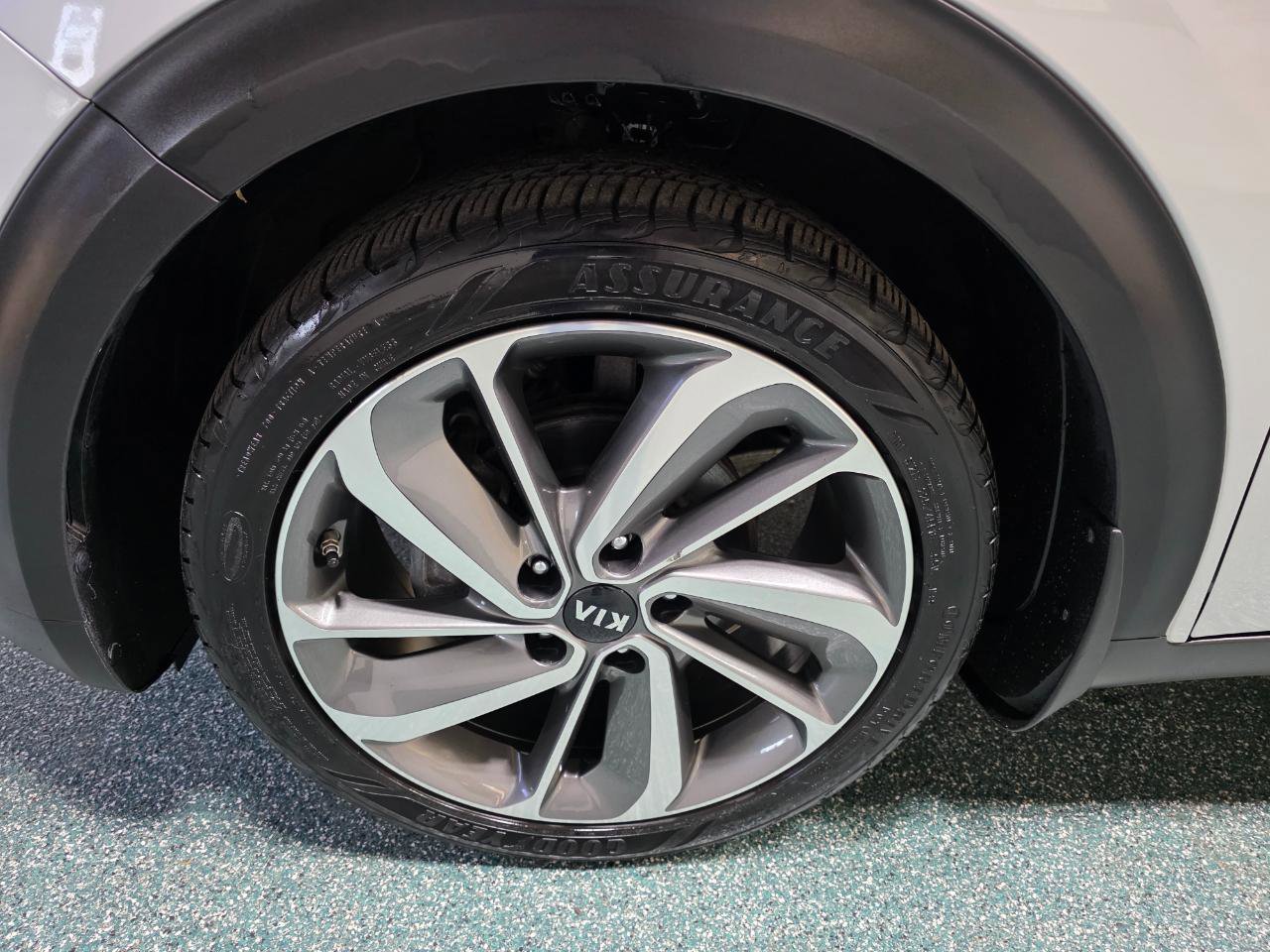 Used 2018 Kia Niro Touring image 12