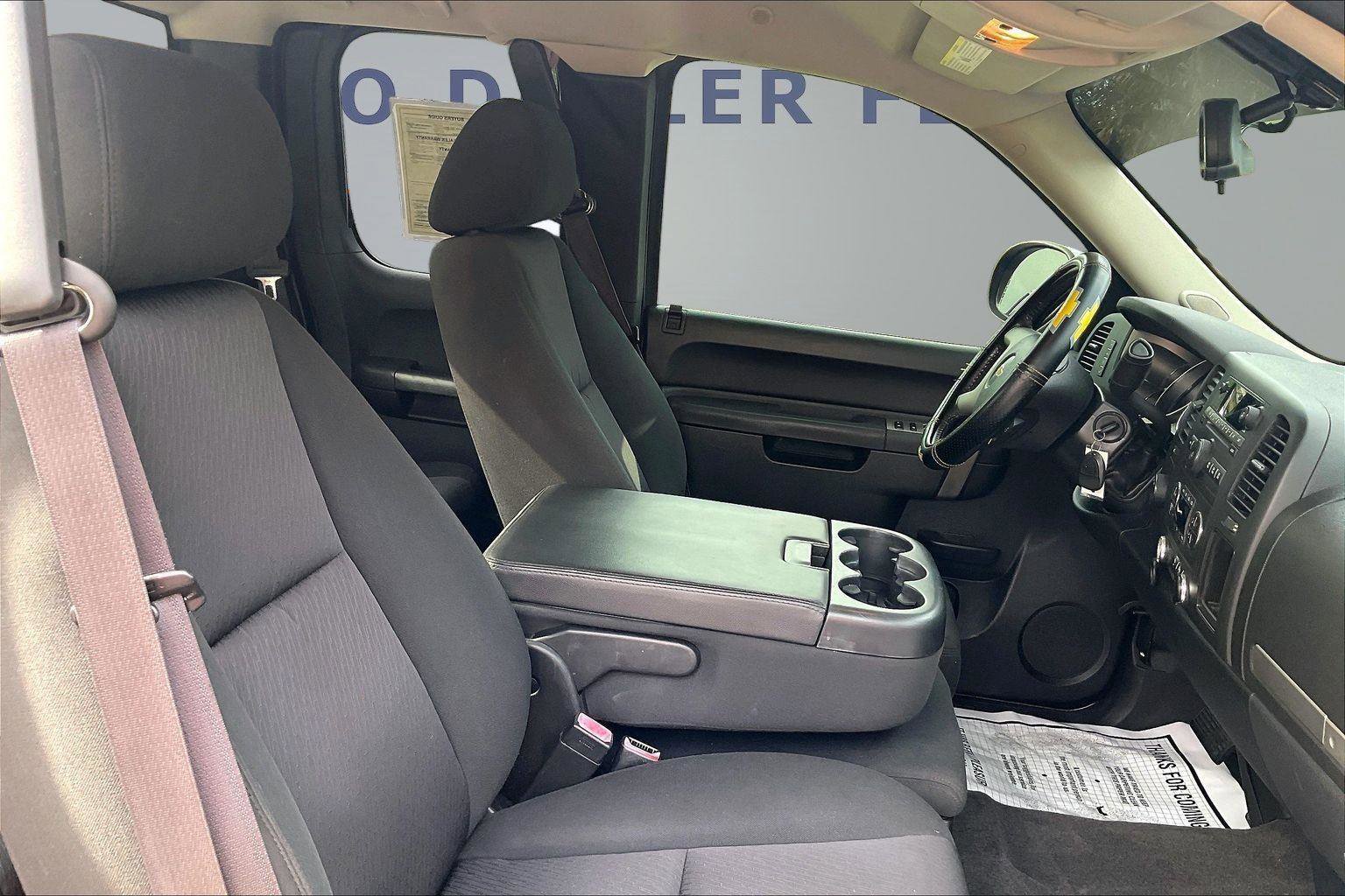 Used 2011 Chevrolet Silverado 1500 LT w/ All-Star Edition AWD/4WD image 27