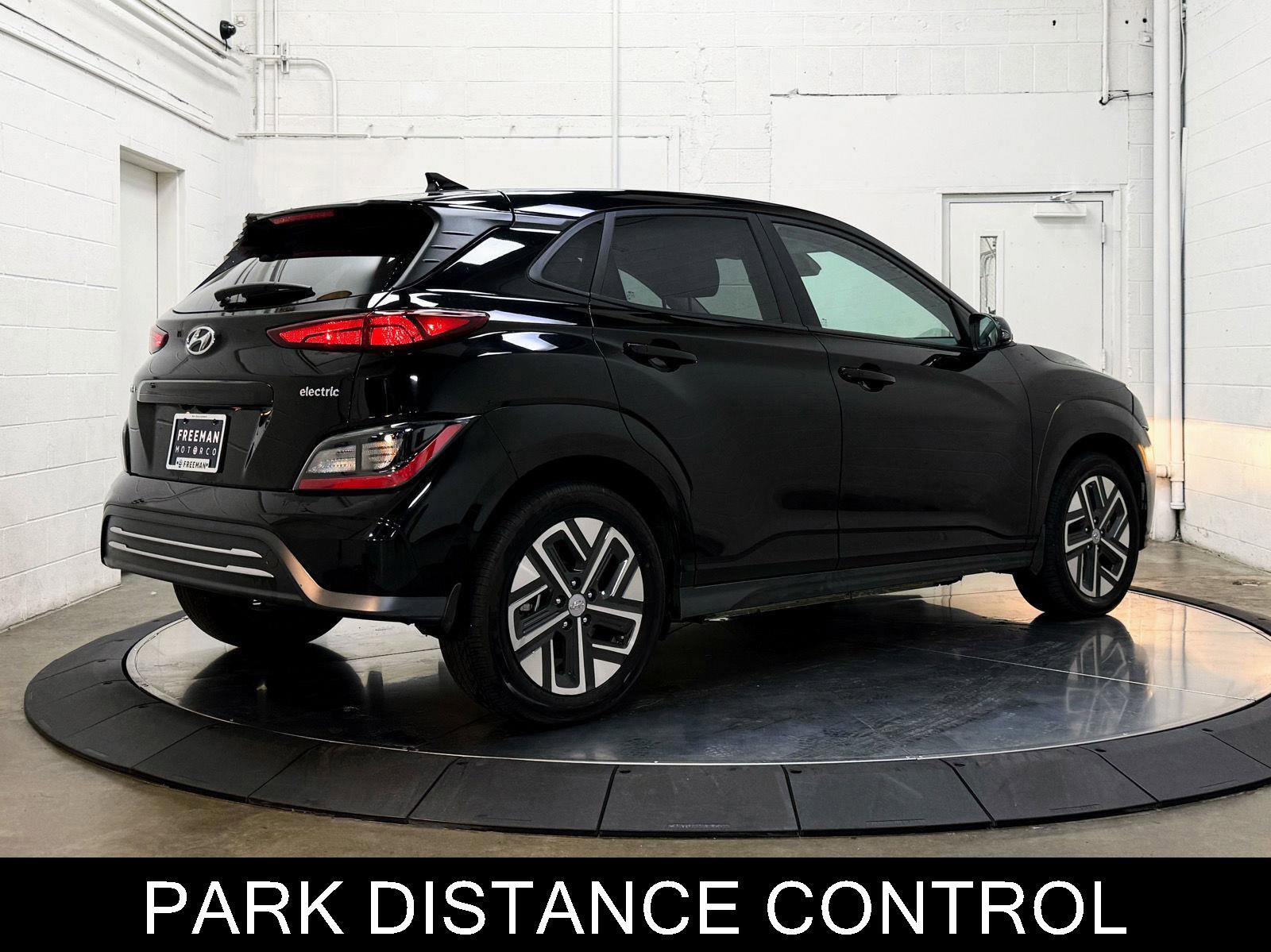 Used 2023 Hyundai Kona SE image 9