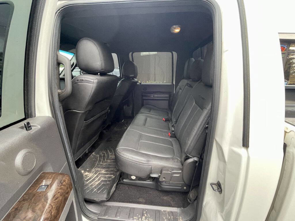 Used 2015 Ford F350 Platinum image 11
