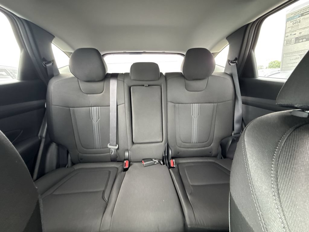New 2026 Hyundai Tucson SEL FWD image 13