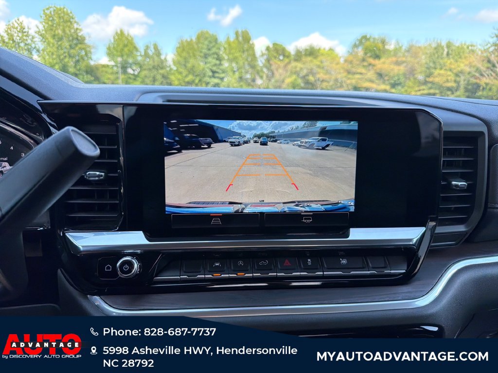 Used 2025 GMC Sierra 1500 SLT AWD/4WD image 16