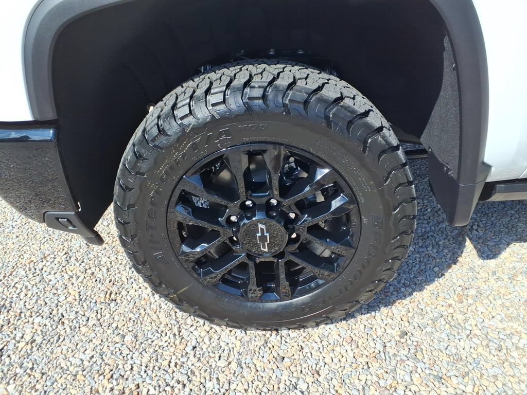 New 2026 Chevrolet Silverado 2500 LTZ w/ LTZ Plus Package AWD/4WD image 14