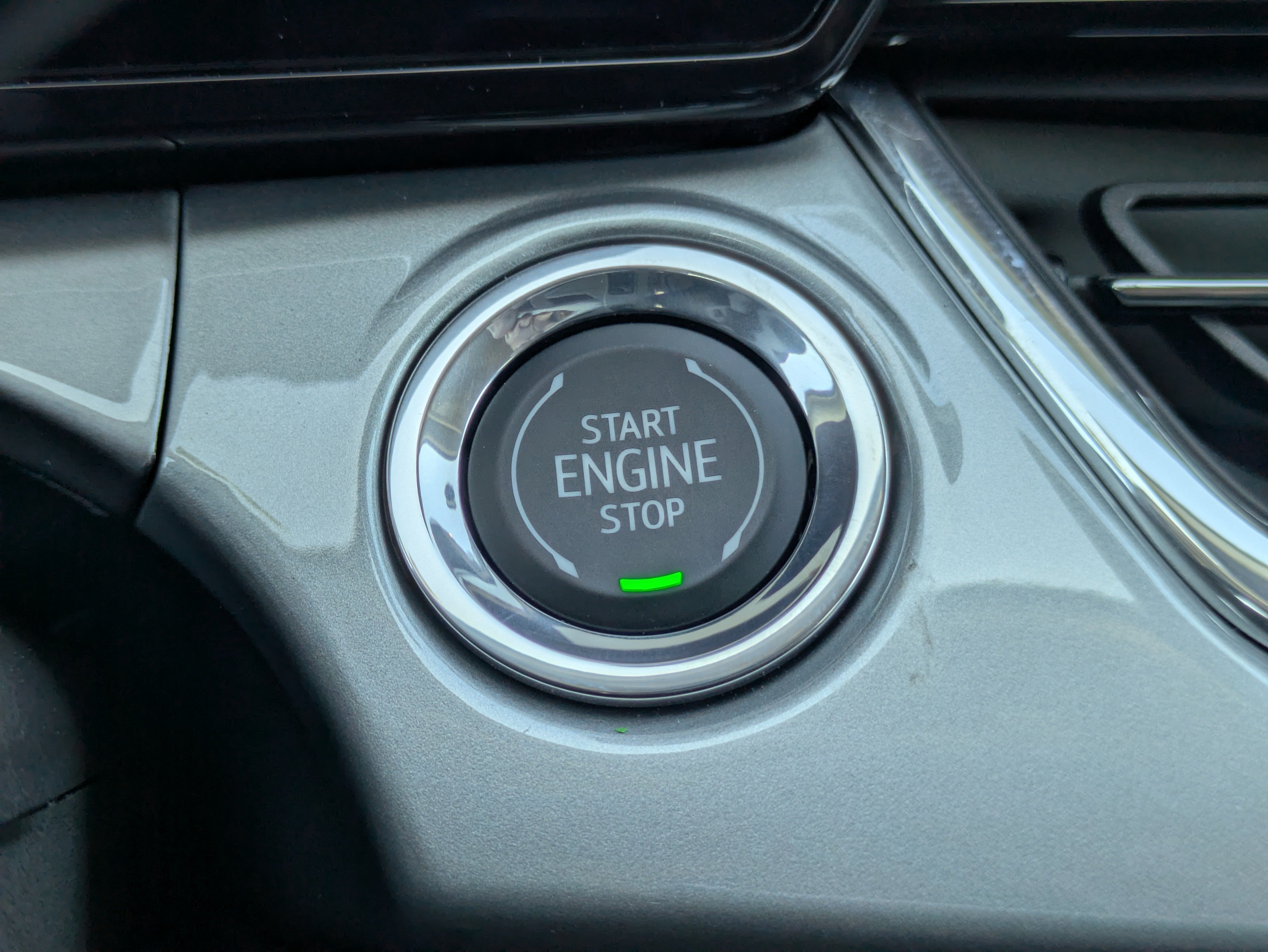 New 2025 Chevrolet Trax LT w/ Driver Confidence Package FWD image 23