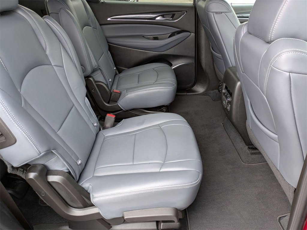 Used 2024 Buick Enclave Premium image 31