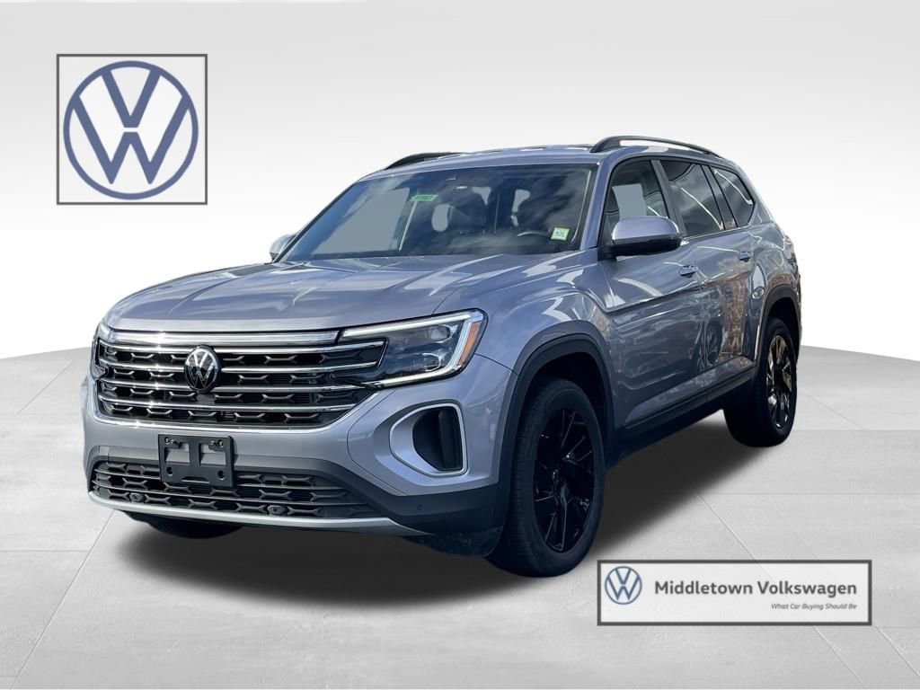 Certified 2025 Volkswagen Atlas SE w/ Black Wheel Package